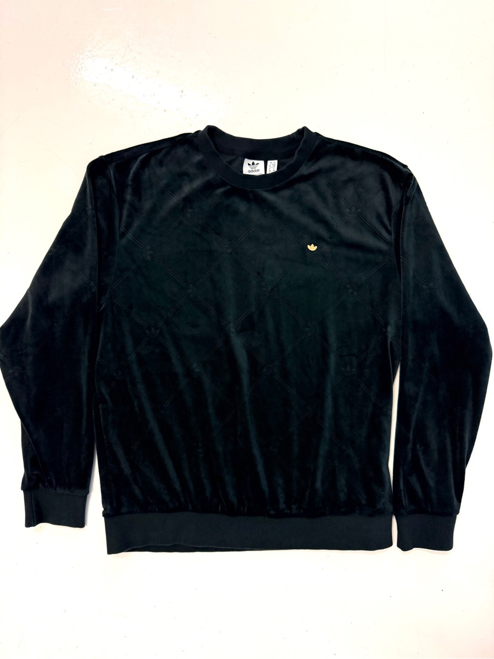 adidas Originals Women's Decadent Sport Trefoil  Velvet Crew Sweatshirt Small